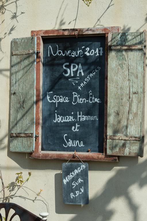 Gite Des Carmes And Spa Le Thor Esterno foto